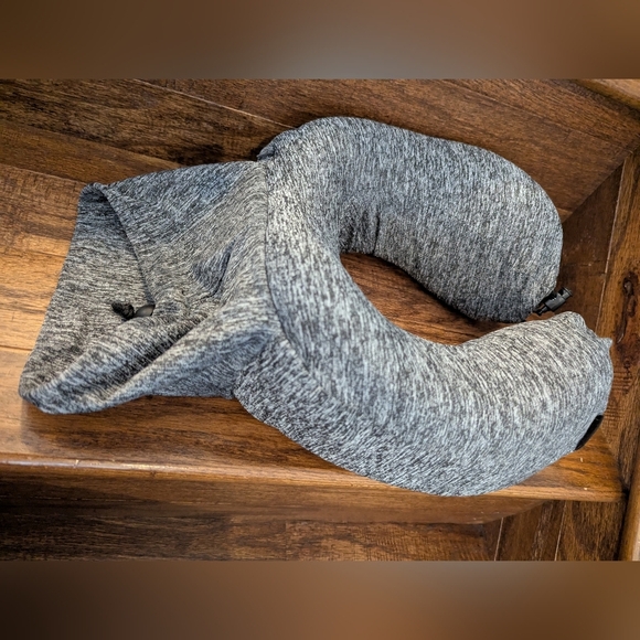 Travel Pillow Memory Foam CVOHO Gray Graphite New Never Used - Picture 6 of 9